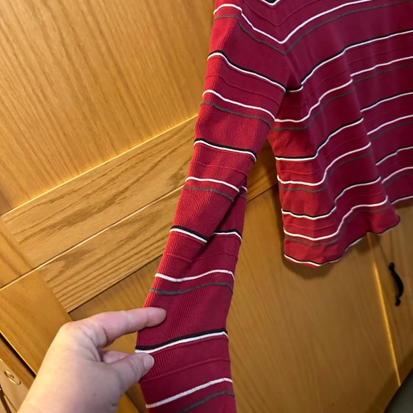 VGUC Geoffrey Bean sweater - Picture 3 of 5